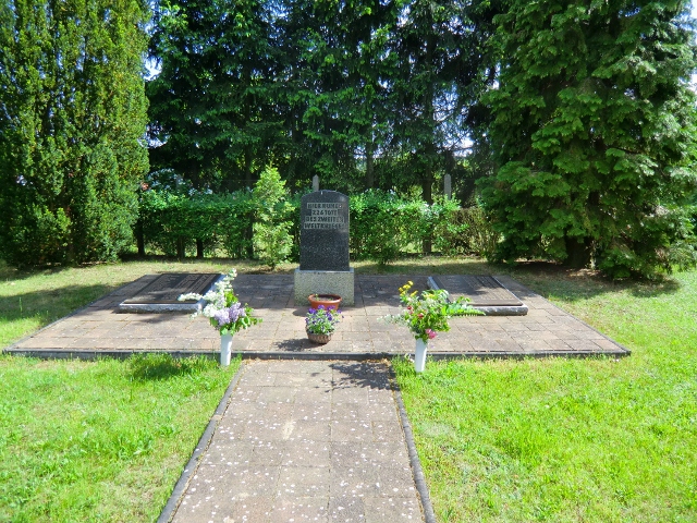 Gedenkstein für die 226 gefallenen deutschen Soldaten